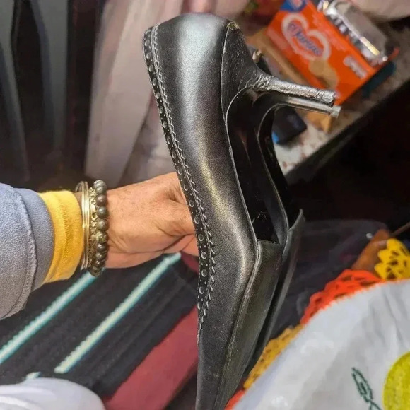 Burberry heels - Picture 9 of 10